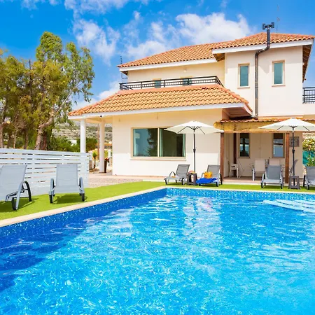 Archimedes Villa Peyia