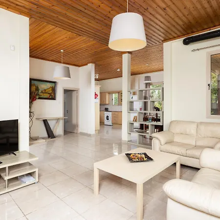 Archimedes Villa *